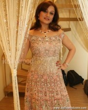 Sonia Agarwal 26 Sexy Sonia Agarwal Stills