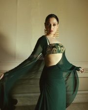 Sexy Tamannaah Bhatia in a Green and Gold Bustier Blouse and Saree Photos 03 Sexy Tamannaah Bhatia in a Green and Gold Bustier Blouse and Saree Photos 03