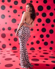 Sexy Tamannaah Bhatia in a Polka Dotted Halter Neck Backless Gown Photos 02