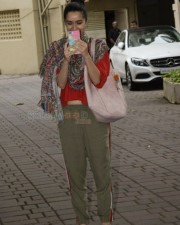 Shraddha Kapoor Spotted At Juhu Photos