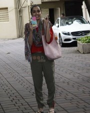 Shraddha Kapoor Spotted At Juhu Photos