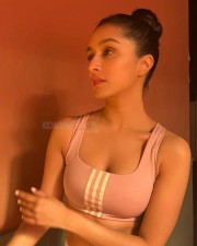 Shraddha Kapoor in Pink Workout Wear Photos 02