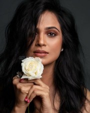 Sizzling Beauty Ramya Pandian Photoshoot Stills 01