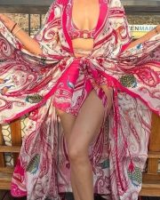 Sizzling Hot Karishma Tanna Holiday Travel Pictures 01