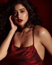 Sizzling Janhvi Kapoor in a Cherry Red Strappy Cowl Neck Cocktail Gown Photos 03 Sizzling Janhvi Kapoor in a Cherry Red Strappy Cowl Neck Cocktail Gown Photos 03