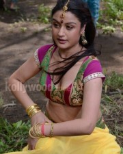 Sonia Agarwal 18 Sonia Agarwal Hot Cleavage Photos