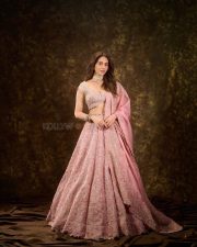 Sophisticated Indian Actress Rakul Preet Singh in a Voluminous Satin Organza Skirt with a Raw Silk Crop Top Blouse Pictures 03