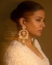 South Actress Priyamani in a White Salwar Suit Pictures 06