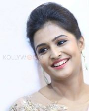 South Actress Remya Nambeesan Photos