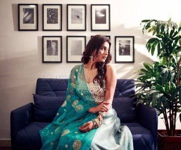South Actress Shraddha Srinath Photos