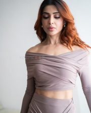South Indian Diva Samantha Ruth Prabhu in an Off Shoulder Blouse with a High Rise Skirt Photos 03 South Indian Diva Samantha Ruth Prabhu in an Off Shoulder Blouse with a High Rise Skirt Photos 03