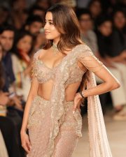 Sparkling Janhvi Kapoor in a Ethnic Lehenga at India Couture Week 2025 Photos 02