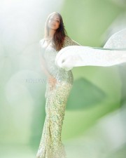 Splendid Malaika Arora Khan Photoshoot Stills 03