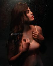 Steamy Ramya Pandian Pictures 02