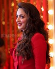 Striking Actress Kiara Advani in a Red Blazer Suit Photos 01 Striking Actress Kiara Advani in a Red Blazer Suit Photos 01