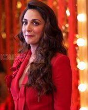 Striking Actress Kiara Advani in a Red Blazer Suit Photos 02 Striking Actress Kiara Advani in a Red Blazer Suit Photos 02