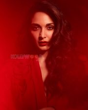 Striking Actress Kiara Advani in a Red Blazer Suit Photos 04 Striking Actress Kiara Advani in a Red Blazer Suit Photos 04