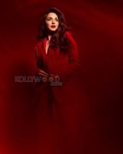 Striking Actress Kiara Advani in a Red Blazer Suit Photos 09 Striking Actress Kiara Advani in a Red Blazer Suit Photos 09