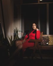 Striking Actress Regina Cassandra in a Red Long Sleeve Bodycon Dress Photos 02 Striking Actress Regina Cassandra in a Red Long Sleeve Bodycon Dress Photos 02