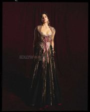 Striking Beauty Janhvi Kapoor in a Manish Malhotra Embellished Corset Top with Cleavage Neckline and a Long Black Skirt Pictures 01 Striking Beauty Janhvi Kapoor in a Manish Malhotra Embellished Corset Top with Cleavage Neckline and a Long Black Skirt Pictures 01