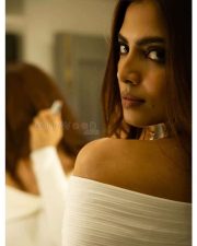 Striking Beauty Malavika Mohanan in a White Off Shoulder Dress Photos 02 Striking Beauty Malavika Mohanan in a White Off Shoulder Dress Photos 02