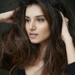 Tara Sutaria 40 Student Of The Year Movie Heroine Tara Sutaria Photos