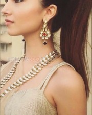 Student Of The Year Movie Heroine Tara Sutaria Pictures