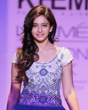 Stunning Chic Beauty Rakul Preet Singh Pictures 07