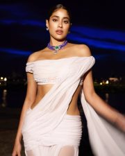 Stunning Janhvi Kapoor in an Off Shoulder Wet Ivory White Saree Photos 01