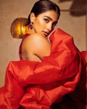 Stunning Pooja Hegde in a Red Sleeveless Evening Gown Photos 04 Stunning Pooja Hegde in a Red Sleeveless Evening Gown Photos 04