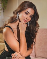 Stunning Pooja Hegde in a Straight Fit Overlap Gown with a Sweetheart Neckline Dress Pictures 02