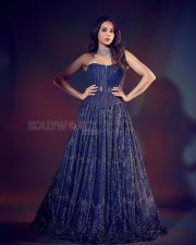 Stunning Rakul Preet Singh in a Blue Shimmering Gown Pictures 02
