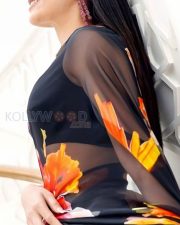 Stunning Rashmika Mandanna in a Floral Printed Transparent Saree Pictures 08