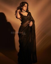 Stunning Rashmika Mandanna in a Sexy Black Saree Photos 03