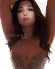 Stunning Tamannaah Bhatia in a Diamond Studded Nude Gown Pictures 01
