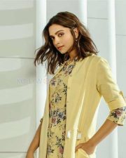 Style Icon Deepika Padukone Picture 01