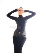 Stylish Jailer Actress Tamannaah Bhatia Photos 04