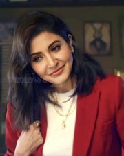 Stylish and Formal Anushka Sharma Pictures 01