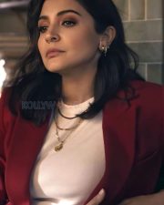 Stylish and Formal Anushka Sharma Pictures 02