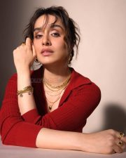 Super Cute Shraddha Kapoor in a Red Top Pictures 01