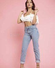 Super Model Nora Fatehi Sexy Pictures 36