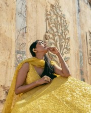 Tamil Actress Aishwarya Lekshmi Beautiful Photos 02