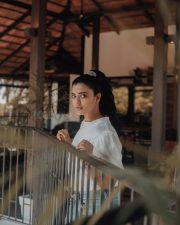 Tamil Actress Aishwarya Rajesh Latest Photoshoot Pics