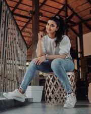 Tamil Actress Aishwarya Rajesh Latest Photoshoot Pics