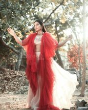 Tamil Actress Aishwarya Rajesh New Photoshoot Pictures