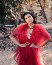 Tamil Actress Aishwarya Rajesh New Photoshoot Pictures
