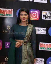 Tamil Actress Aishwarya Rajesh at SIIMA Awards 2021 Pictures 09