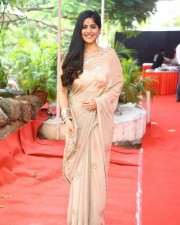 Tamil Actress Megha Akash in White Saree Photos 10