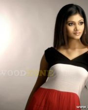 Tamil Actress Oviya Stills