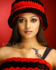 Tamil Actress Oviya Stills